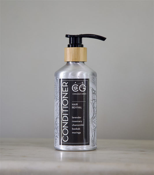Cinnabar Green Haarspülung mit Kamille und Rosmarin 400 ml Designflasche